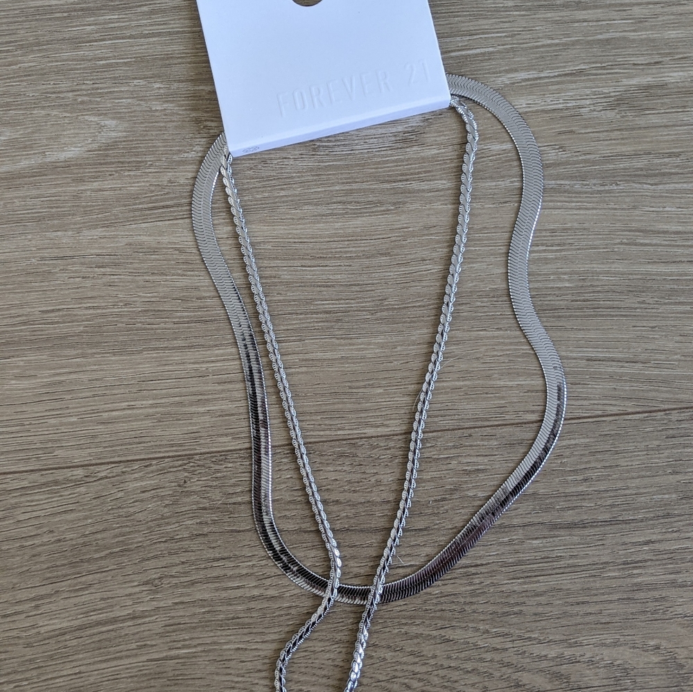 Forever 21 double necklace with tags
